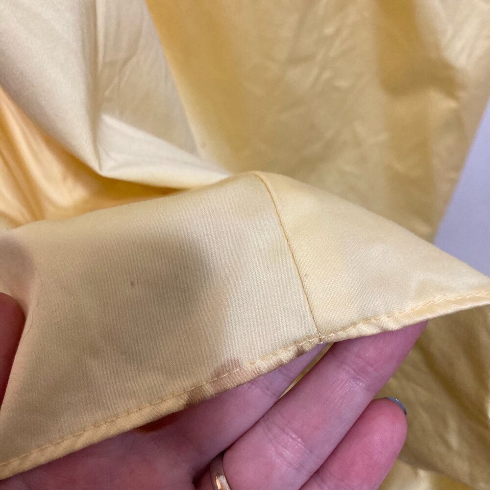 David’s Bridal Yellow Y-neck Sateen Dress in Size 10 - Picture 11 of 14
